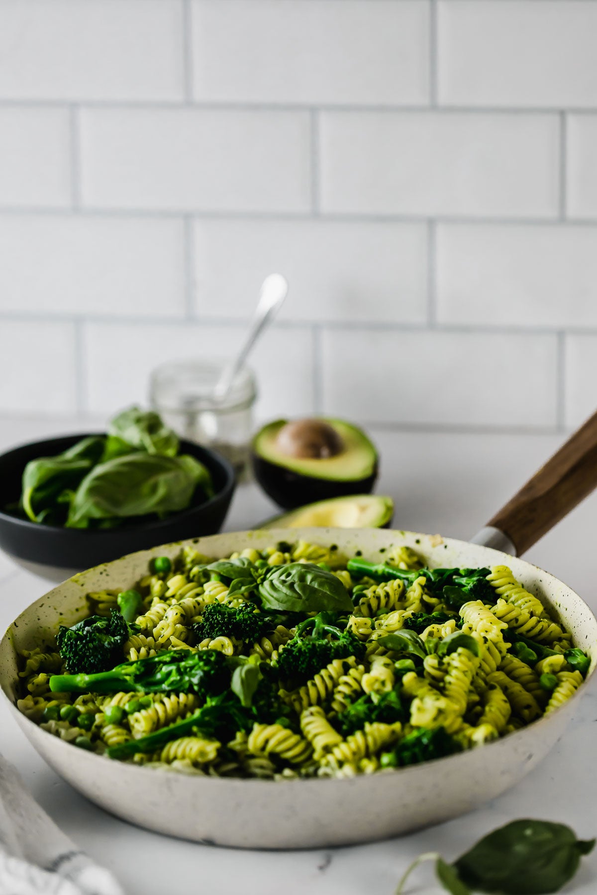 EXCLUSIVE: Avocado Pesto Pasta with Broccolini & Peas